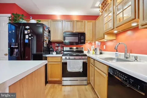 Kitchen - 128 Cypress Dr, Newark, DE 19713 photo 1 of 3