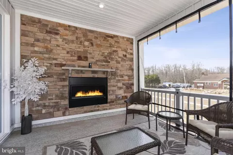 Exterior - 123 Torrey Dr, Newark, DE 19702 photo 5 of 6