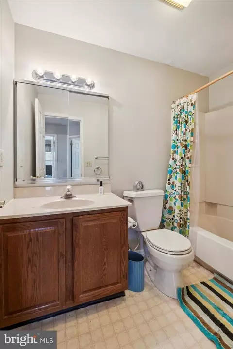 Bath - 253 Cheyenne Dr, Bear, DE 19701 photo 2 of 4