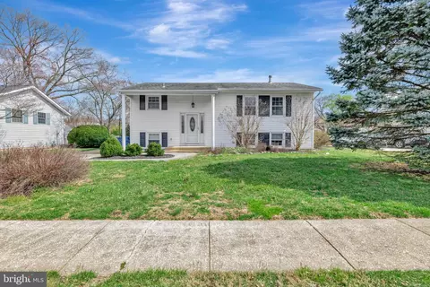 198 Scottfield Dr, Newark, DE 19713