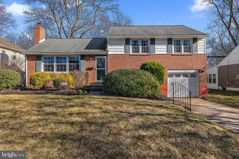 1208 Crestover Rd, Wilmington, DE 19803
