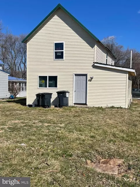 560 Walnut St, Townsend, DE 19734 photo 2