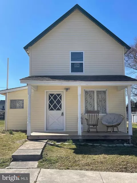 560 Walnut St, Townsend, DE 19734
