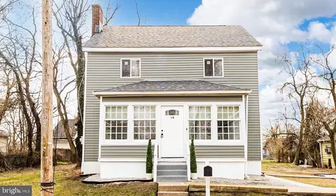 10 Center St, New Castle, DE 19720
