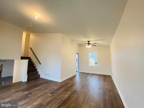 113 Rustic Dr, Newark, DE 19713 photo 3
