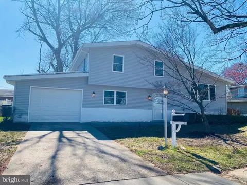 113 Rustic Dr, Newark, DE 19713