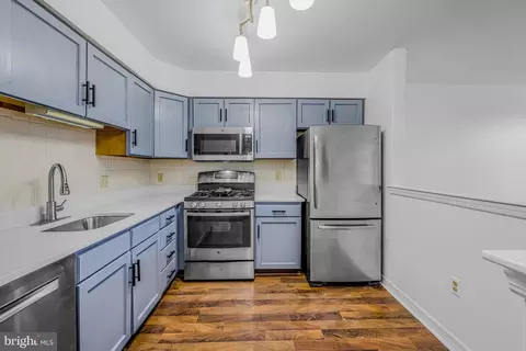 Kitchen - 107 Mendel Ct, Bear, DE 19701 photo 2 of 3