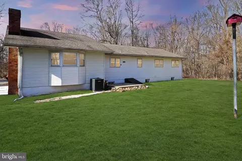 Exterior - 65 Woodside Ln, Bear, DE 19701 photo 5 of 6