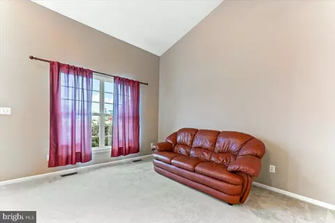 Living - 400 Cavalier Dr, Middletown, DE 19709 photo 1 of 5