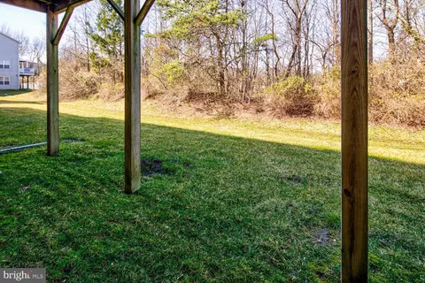 Exterior - 306 Wilkinson Dr, Newark, DE 19702 photo 4 of 11