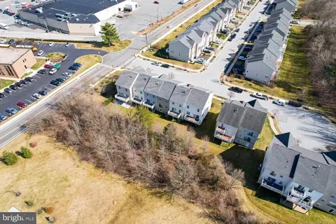 View/Area - 306 Wilkinson Dr, Newark, DE 19702 photo 6 of 8