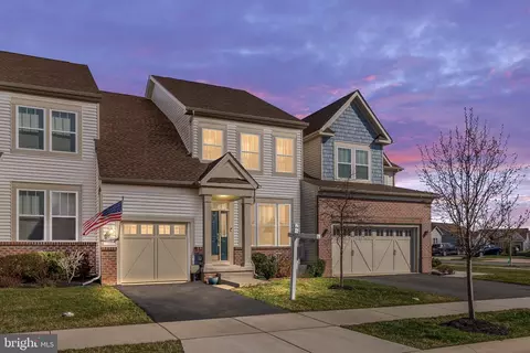 2402 Puccini Ln, Middletown, DE 19709