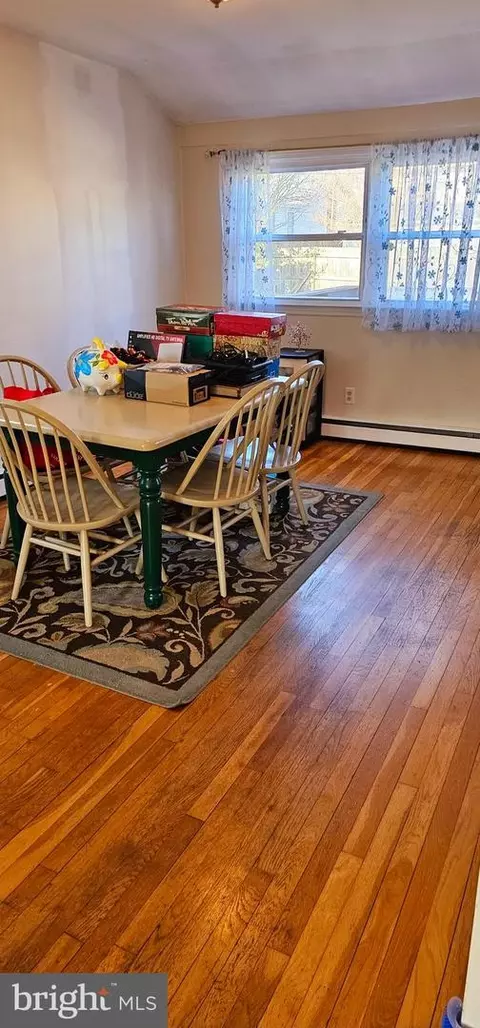 Dining - 214 Cloverlea Rd, Newark, DE 19711 photo 1 of 4