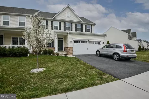 219 Felix Dr, Newark, DE 19713
