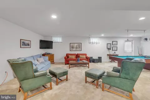 Living - 352 Sun Blvd, Bear, DE 19701 photo 7 of 7