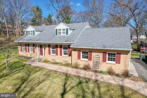 513 Spring Lake Ave, Wilmington, DE 19809