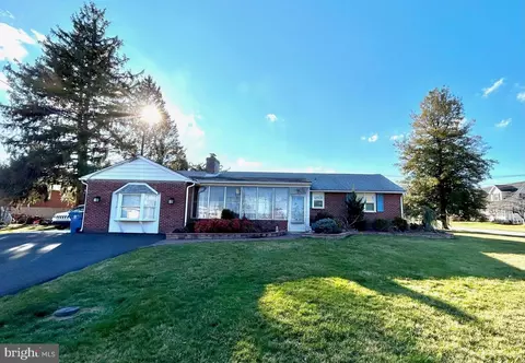 6 Oaknoll Rd, Wilmington, DE 19808