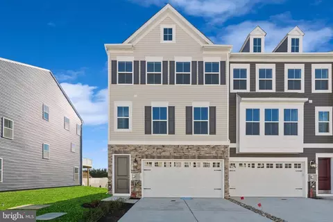 526 Rosemary Cir, Middletown, DE 19709