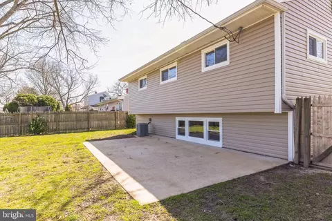 Exterior - 136 Kenmark Rd, Newark, DE 19713 photo 5 of 10