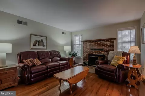 Living - 309 Jacks Way, Middletown, DE 19709 photo 4 of 5