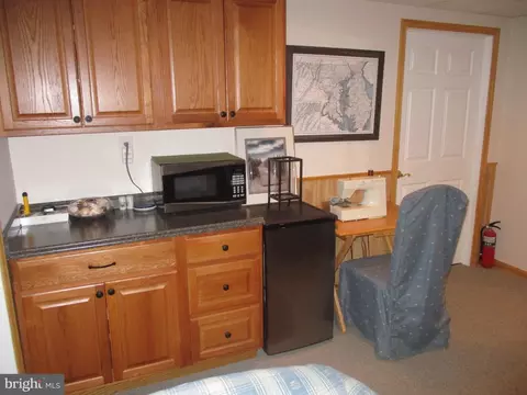 Kitchen - 49 Marble House Dr, Bear, DE 19701 photo 5 of 5
