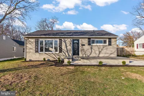 6 W Burton Ave, New Castle, DE 19720
