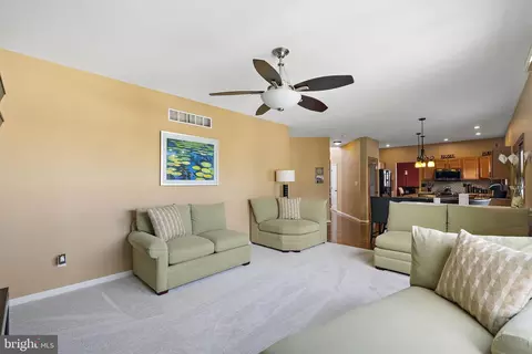Living - 602 Corwin Ct, Bear, DE 19701 photo 5 of 7