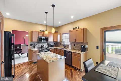 Kitchen - 602 Corwin Ct, Bear, DE 19701 photo 2 of 5