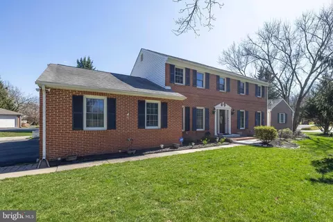 26 Pierson Dr, Hockessin, DE 19707