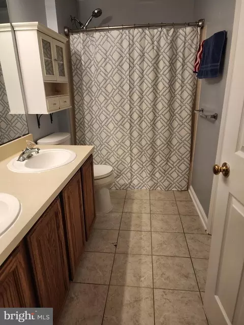 Bath - 713 Naples Way, Bear, DE 19701 photo 3 of 3
