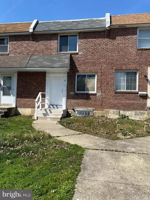 30 Madison Dr, Newark, DE 19711