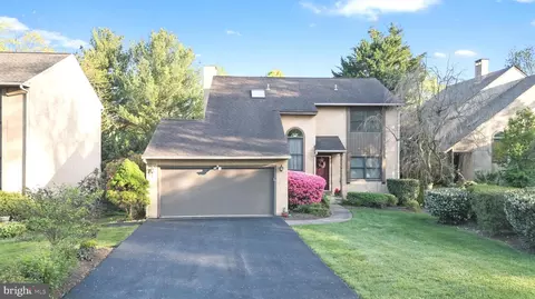 9 Donegal Ct, Newark, DE 19711