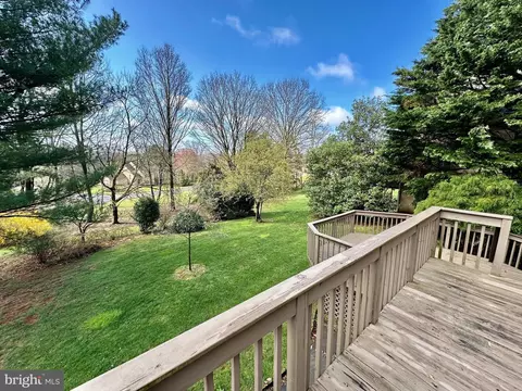 Exterior - 9 Donegal Ct, Newark, DE 19711 photo 7 of 7