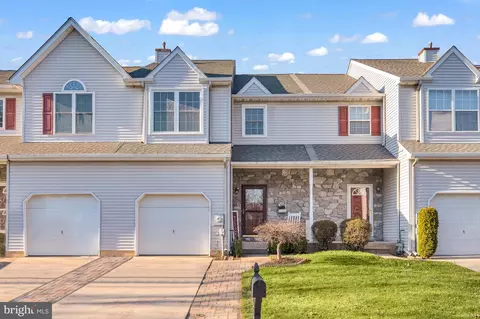 120 Shinn Cir, Wilmington, DE 19808
