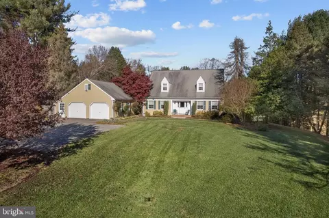 1443 Snuff Mill Rd, Hockessin, DE 19707