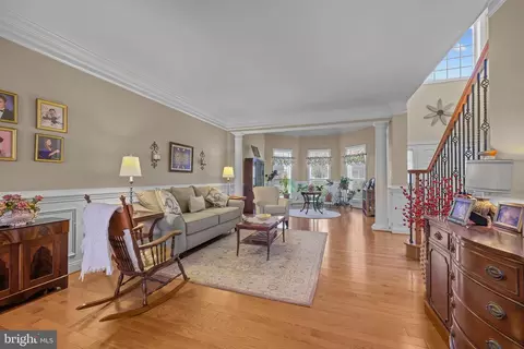 Living - 1473 Olmsted Dr, Bear, DE 19701 photo 2 of 7