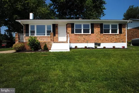 151 Warfel Dr, Delaware City, DE 19706