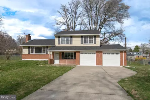 2311 Donwood Rd, Wilmington, DE 19810
