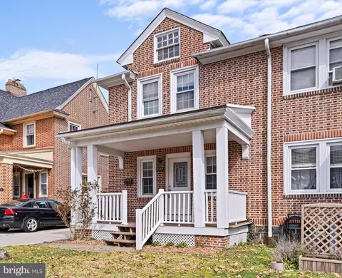 2107 Biddle St, Wilmington, DE 19805
