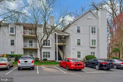 219 Stone Hurst Ct #219, New Castle, DE 19720