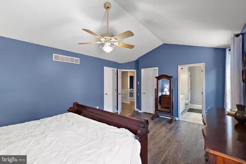 Bedroom - 1 Clover Mill Dr, Newark, DE 19702 photo 2 of 4
