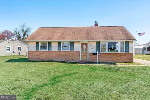 135 Festone Ave, New Castle, DE 19720