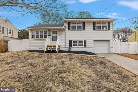 1438 Spruce Ave, Wilmington, DE 19805