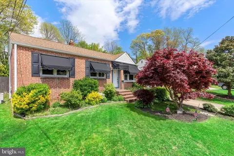 219 Dumont Rd, Wilmington, DE 19804