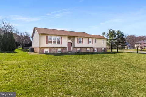 119 Wortham Ln, Bear, DE 19701 photo 1