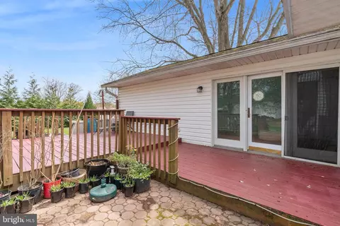 Exterior - 283 Campfield Rd, Newark, DE 19713 photo 5 of 8