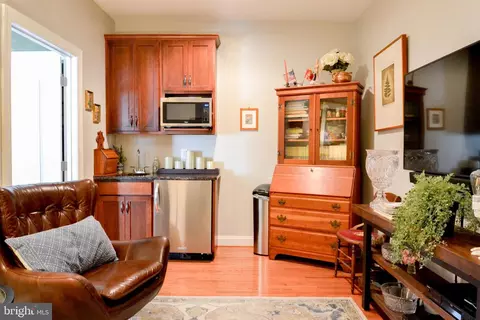 Living - 1433 Olmsted Dr, Bear, DE 19701 photo 13 of 14