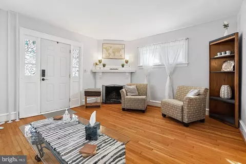 612 W 27th St, Wilmington, DE 19802