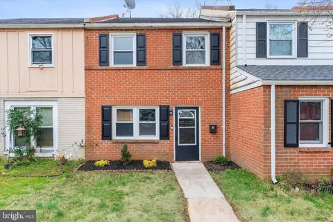 3 Ethan Allen Ct, Newark, DE 19711