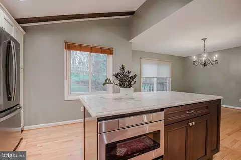 Kitchen - 26 Basil Ct, Hockessin, DE 19707 photo 4 of 5